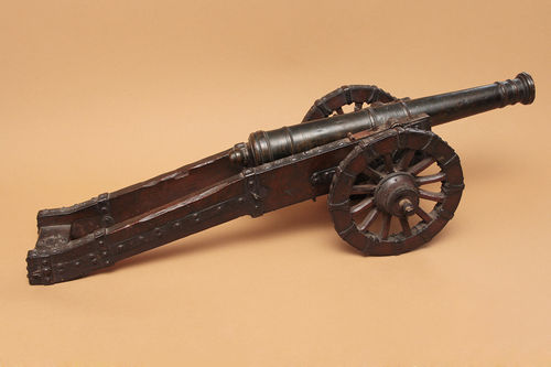 Model field gun 18.Jhd